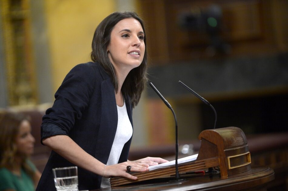 Irene Montero: “El pacto constitucional está roto y hay que reconstruirlo”