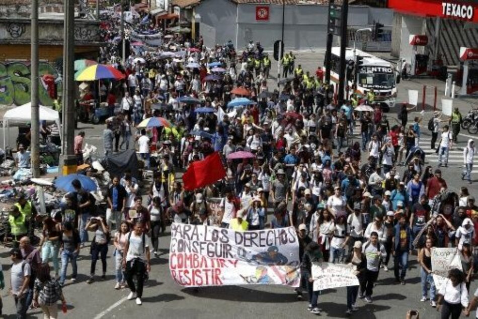 Estudiantes colombianos afirman que continuarán manifestaciones