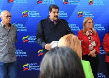 Presidente Maduro denuncia intento de golpe de estado