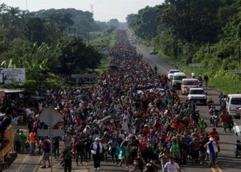 Hondureños organizan nueva caravana hacia EE.UU.