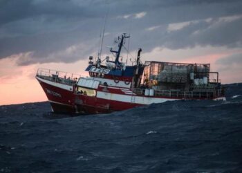 El barco pesquero Nuestra Señora del Loreto desembarca a los 11 inmigrantes en Malta