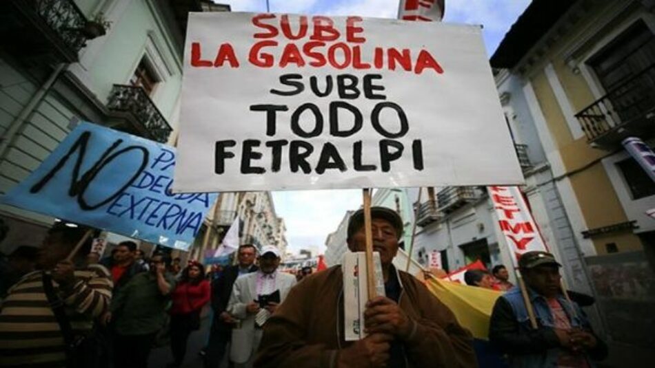 Trabajadores marchan contra aumento de la gasolina en Ecuador