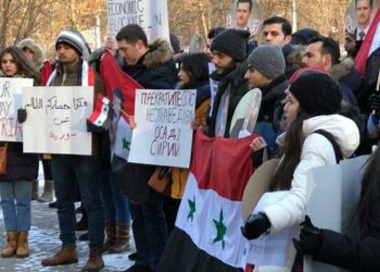 Sirios en extranjero piden fin del boqueo de la UE contra Damasco