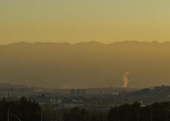 Ecologistas asturianos denuncia los alarmantes niveles de contaminación registrados en Oviedo durante una semana