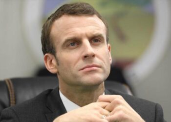 Sondeo: 75 % de franceses está descontento con Gobierno de Macron