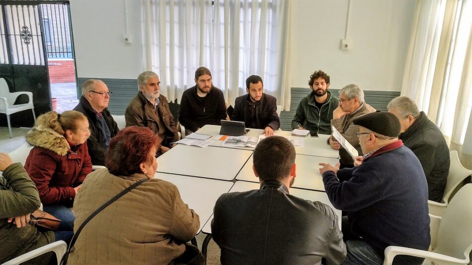 Oposición y asociaciones vecinales exigen que el ayuntamiento de Sevilla atienda a sus reclamaciones en la reforma de la avenida de El Greco