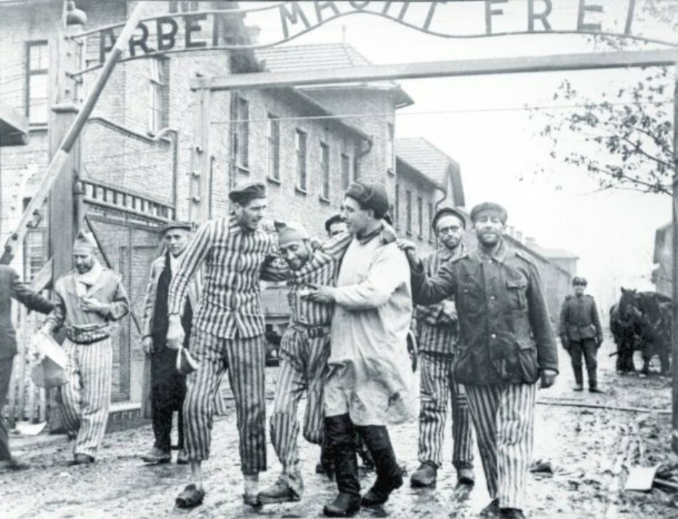 Se conmemora el 74 aniversario de la liberación de Auschwitz