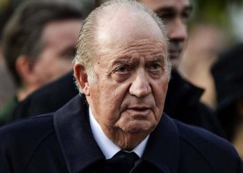 El Supremo impone a IU y al PCE una fianza de 12.000 euros para poder ejercer la acción popular en la querella contra Juan Carlos de Borbón y otras siete personas