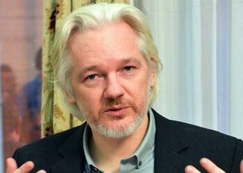 Piden protección, y que la justicia de Estados Unidos diga cuáles son los cargos contra Julian Assange