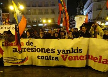 Varias manifestaciones en España repudiaron la intentona golpista estadounidense en Venezuela