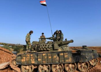 Turquía aumenta la tensión en Siria amenazando militarmente a las tropas