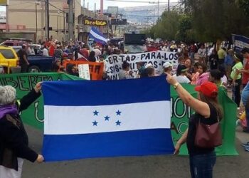 Hondureños marchan contra el Gobierno de Juan Orlando Hernández