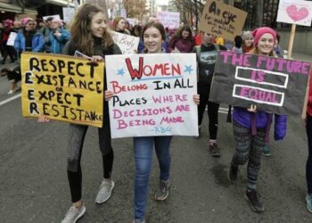 Mujeres desafían a Trump y toman las calles de los Estados Unidos