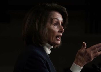 Nancy Pelosi cancela viaje a Afganistán tras revelación de Trump