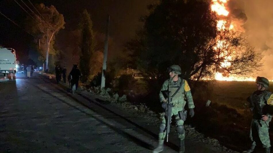 Asciende a 76 el número por la explosión del oleoducto en México