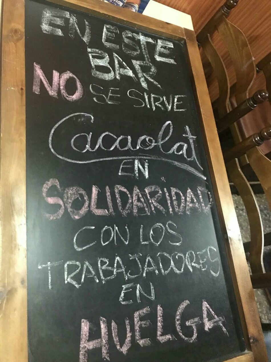 Una ola de solidaridad con la huelga de Cacaolat