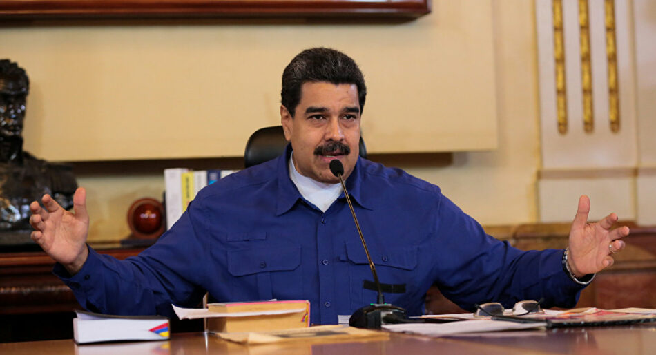 Nicolás Maduro anuncia llegada a Venezuela de 300 toneladas de ayuda desde Rusia