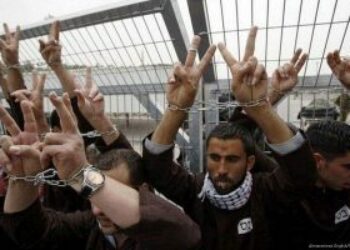 Empresas farmacéuticas israelíes prueban medicamentos en prisioneros palestinos