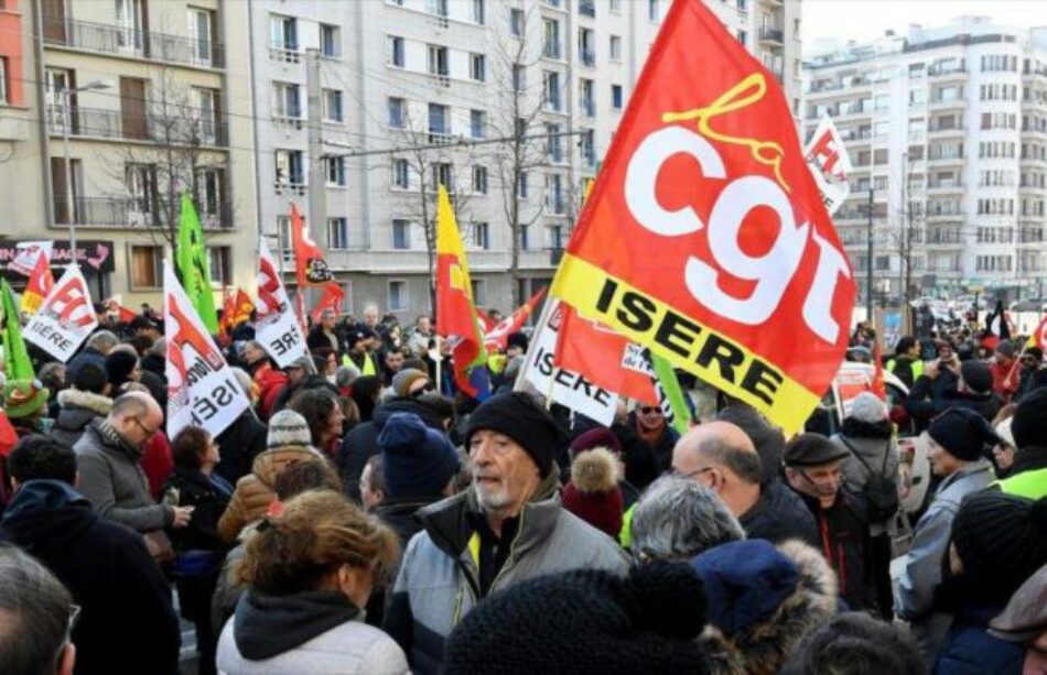 Francia. Los “chalecos amarillos” y sindicatos unen fuerzas contra Macron