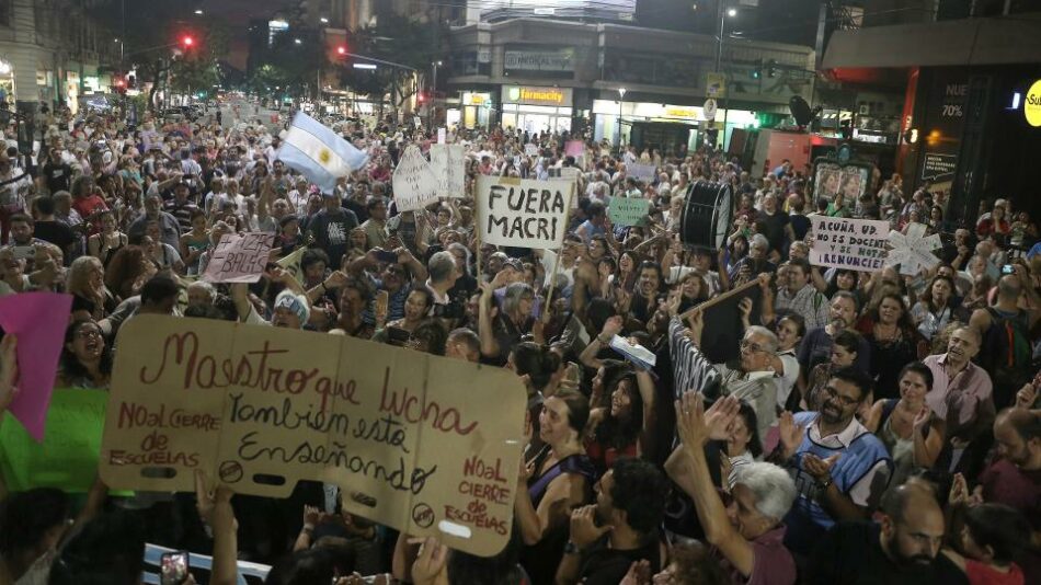 Continúan las movilizaciones contra el aumento de las tarifas en Argentina
