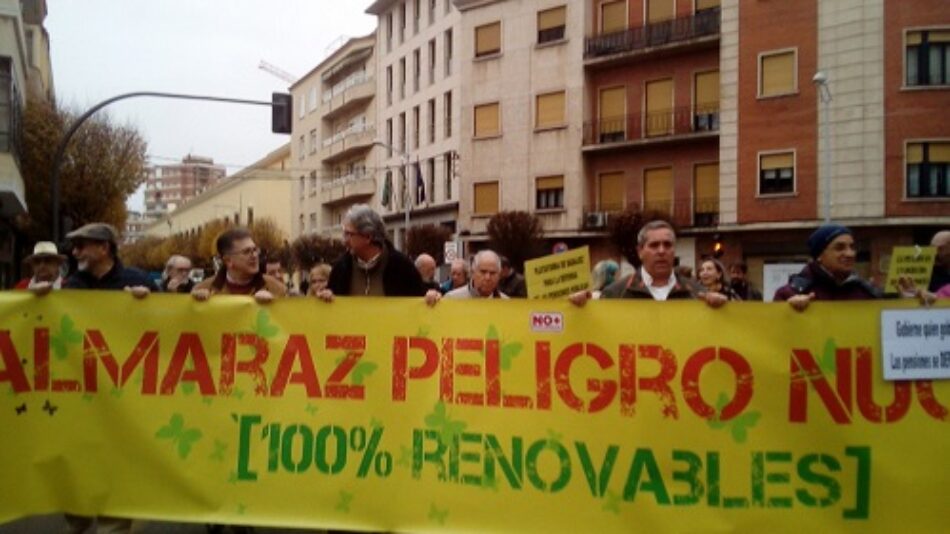 La prórroga de las centrales nucleares, innecesaria, arriesgada y peligrosa