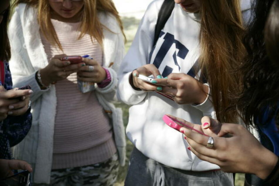 Los efectos negativos de las Nuevas Tecnologías de la Información: Mensaje a padres y educadores