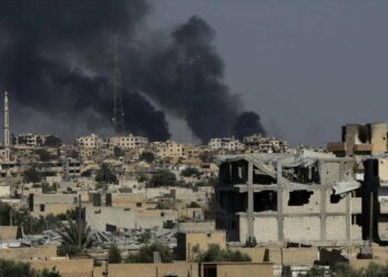 Coalición de EEUU mata a 50 civiles en Deir Ezzor, en Siria