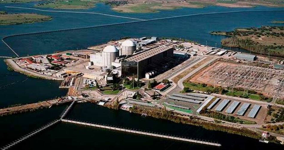 Ecologistas Extremadura anima a los consumidores a cerrar la Central Nuclear de Almaraz