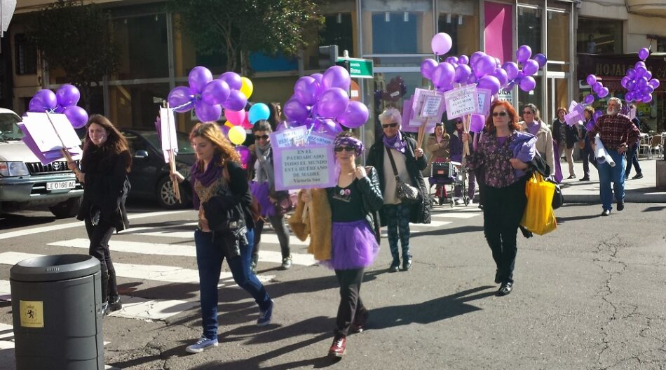 Izquierda Unida de toda la provincia de León se suma a la huelga feminista del 8 de marzo