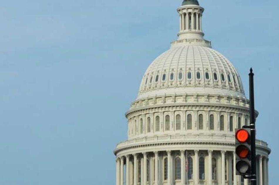 Pulseo en Congreso de EE.UU. sobre aprobación de emergencia nacional