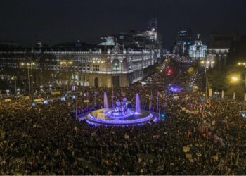 FAMCM: «Nuestros derechos no se negocian, nuestros cuerpos no se venden, ¡huelga feminista!»