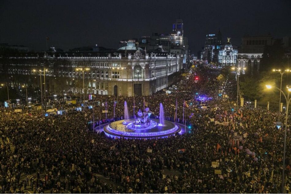 FAMCM: «Nuestros derechos no se negocian, nuestros cuerpos no se venden, ¡huelga feminista!»