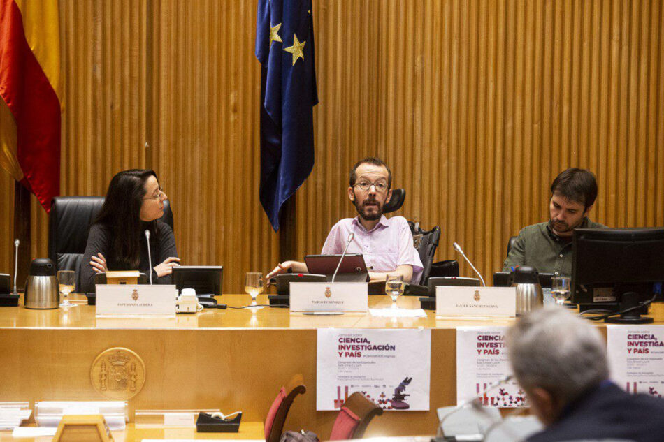 Podemos contra la fuga de cerebros de España