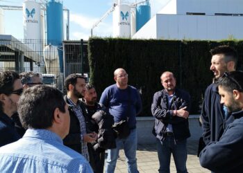 IU Sevilla alerta de una persecución a los trabajadores en Persán y exige a Espadas que “no mire hacia otro lado”
