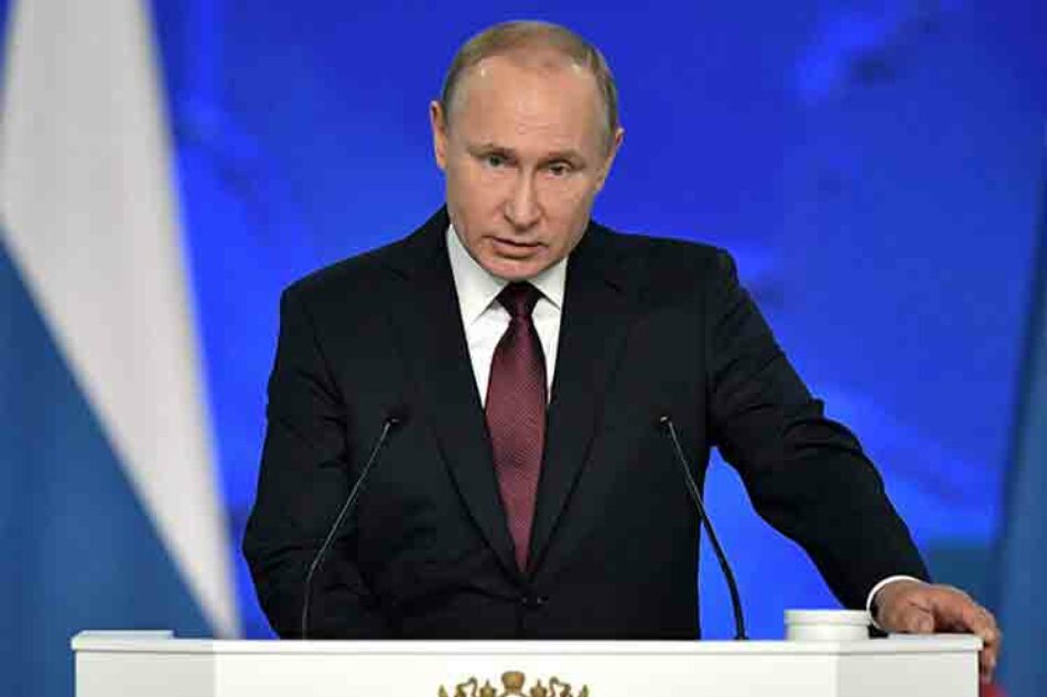 Putin: Salida de EE.UU. de tratado nuclear amenaza desarme mundial