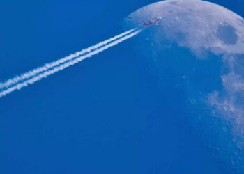 Qué son los ‘chemtrails’ y de dónde ha salido esta conspiración de la que no hay ninguna evidencia