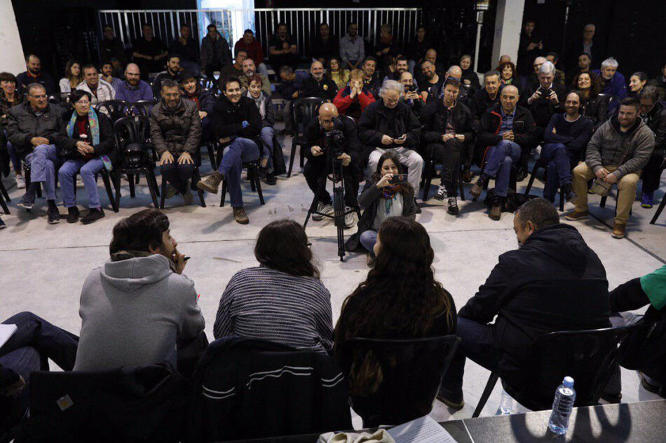 Podemos, frente a la uberización de la economía en Barcelona