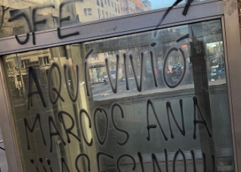 Enrique Santiago tacha de “vandalismo repugnante” el ataque contra la placa en memoria del poeta y militante comunista Marcos Ana inaugurada hace apenas 10 días