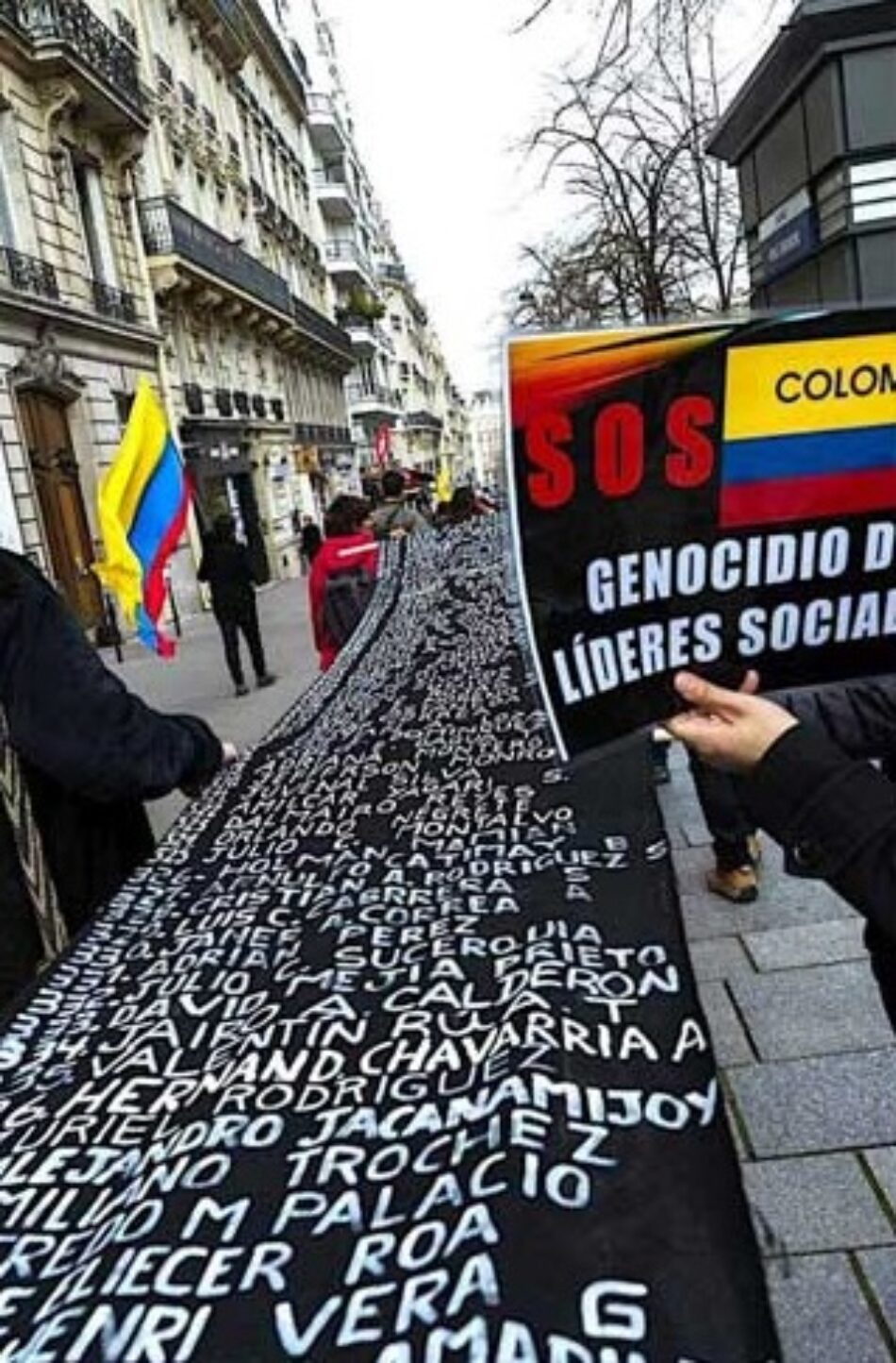 Colombianos marchan a La Haya para pedir respaldo a la paz