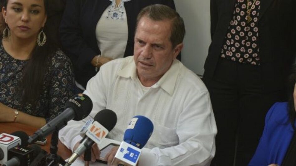 El excanciller ecuatoriano Ricardo Patiño denuncia que Lenin Moreno comete persecución política