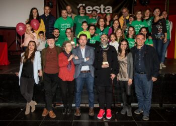 Izquierda Unida Rivas Vaciamadrid entrega los X Premios 14 de abril en una concurrida fiesta republicana de reivindicación y alegría