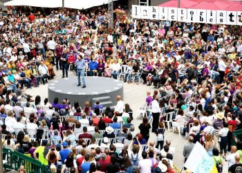 Iglesias: «Traicionar a la patria es privatizar la empresa pública»