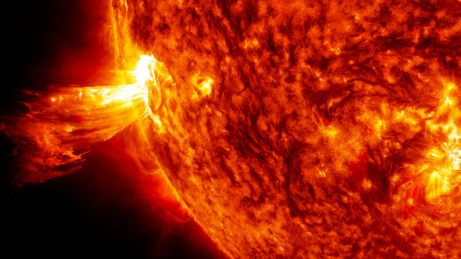 La actividad del Sol sigue bajando y aún no ha llegado al mínimo que marca el cambio de ciclo