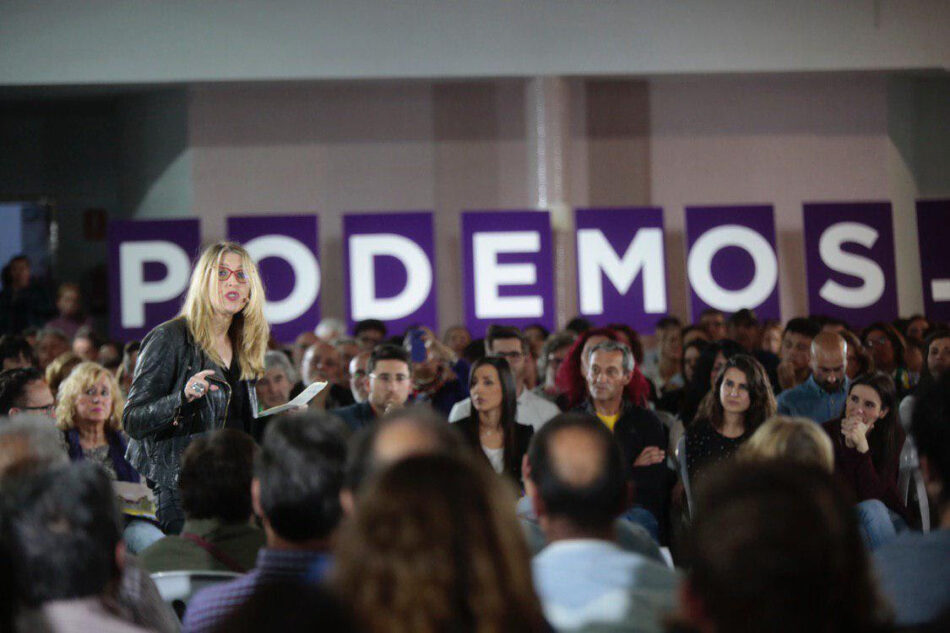 Irene Montero reclama un tren digno en Extremadura y pide el voto para «retomar el control y llegar a ser un país soberano»