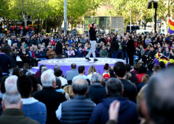 Pablo Iglesias en Barcelona: «El conflicto político de Cataluña no se va a solucionar ni con cárcel ni con jueces, sino dialogando y haciendo política»