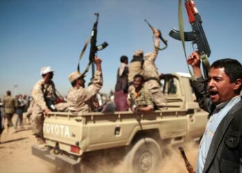 Ansarolá lanza ofensiva para recuperar ciudad estratégica yemení