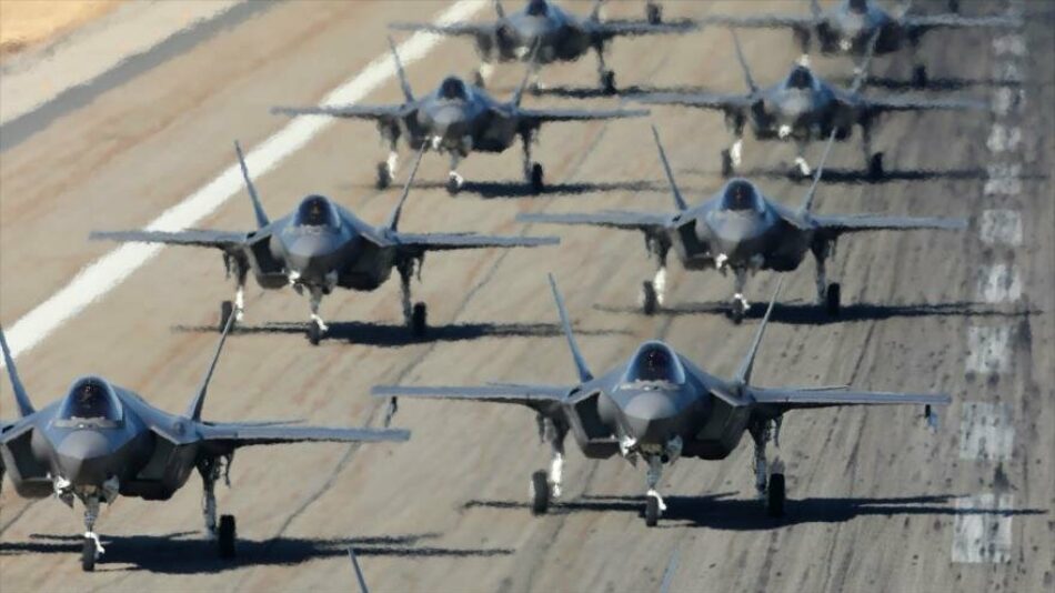 Pentágono envía varios cazas F-35 a una base aérea en Italia
