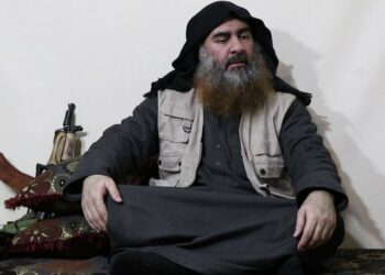 Abu Bakr al Baghdadi, el líder de Estado Islámico reaparece en un video tras 5 años de silencio