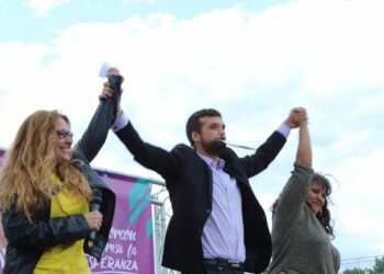 El acto electoral de Jesús Santos llena al completo el Parque de La Rivota en Alcorcón