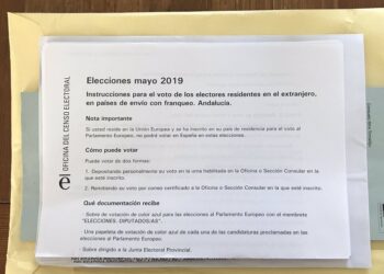 IU, “satisfecha” por la nueva decisión de la JEC de ampliar ‘de forma excepcional’ la apertura de los consulados los días 25 y 26 para poder votar desde el extranjero